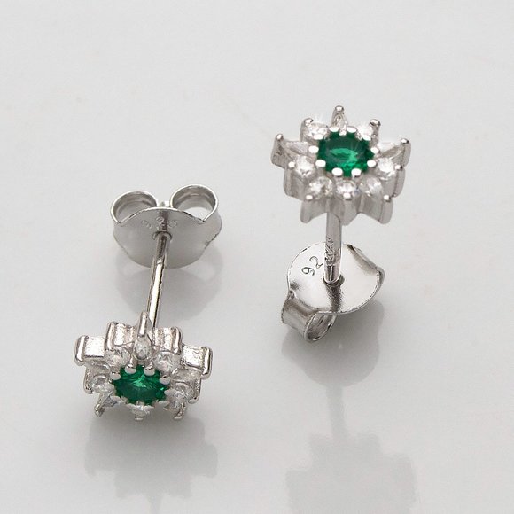 Stunning Emerald CZ Star Earrings, Sterling Silver, Hypoallergenic, Dainty Studs - Picture 1 of 5